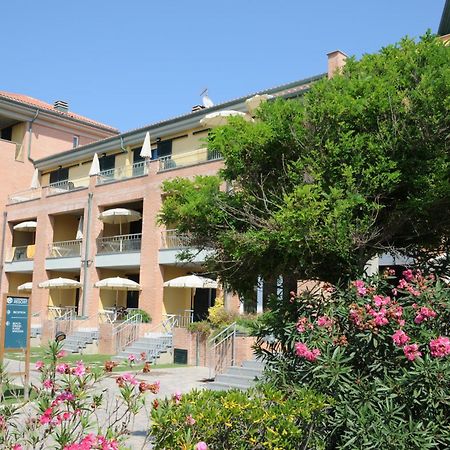 Continental Resort Tirrenia Εξωτερικό φωτογραφία