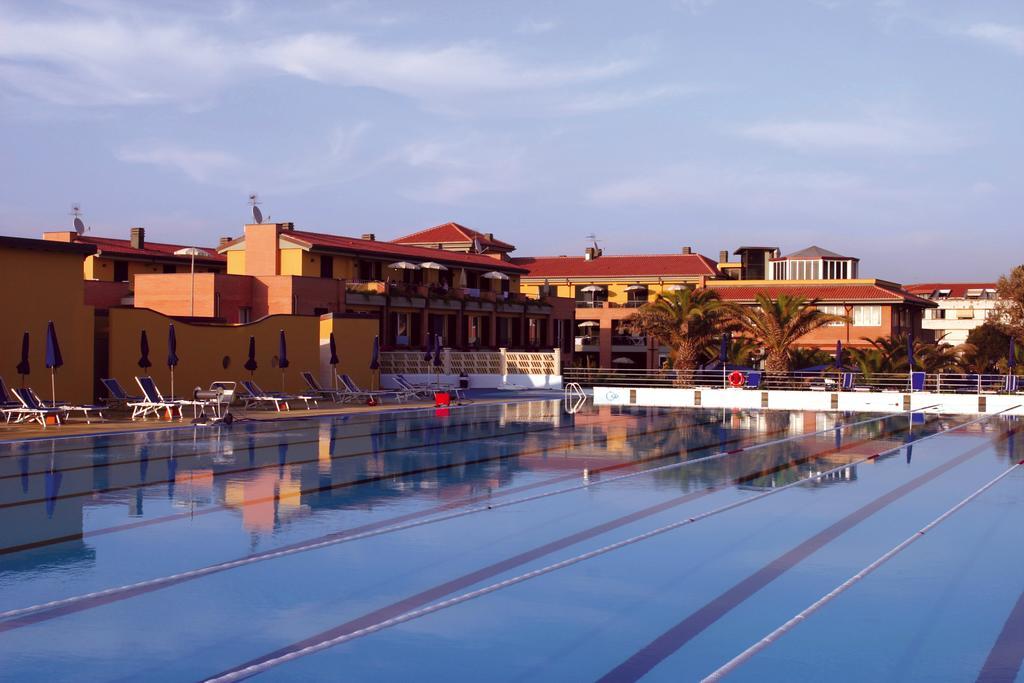 Continental Resort Tirrenia Εξωτερικό φωτογραφία