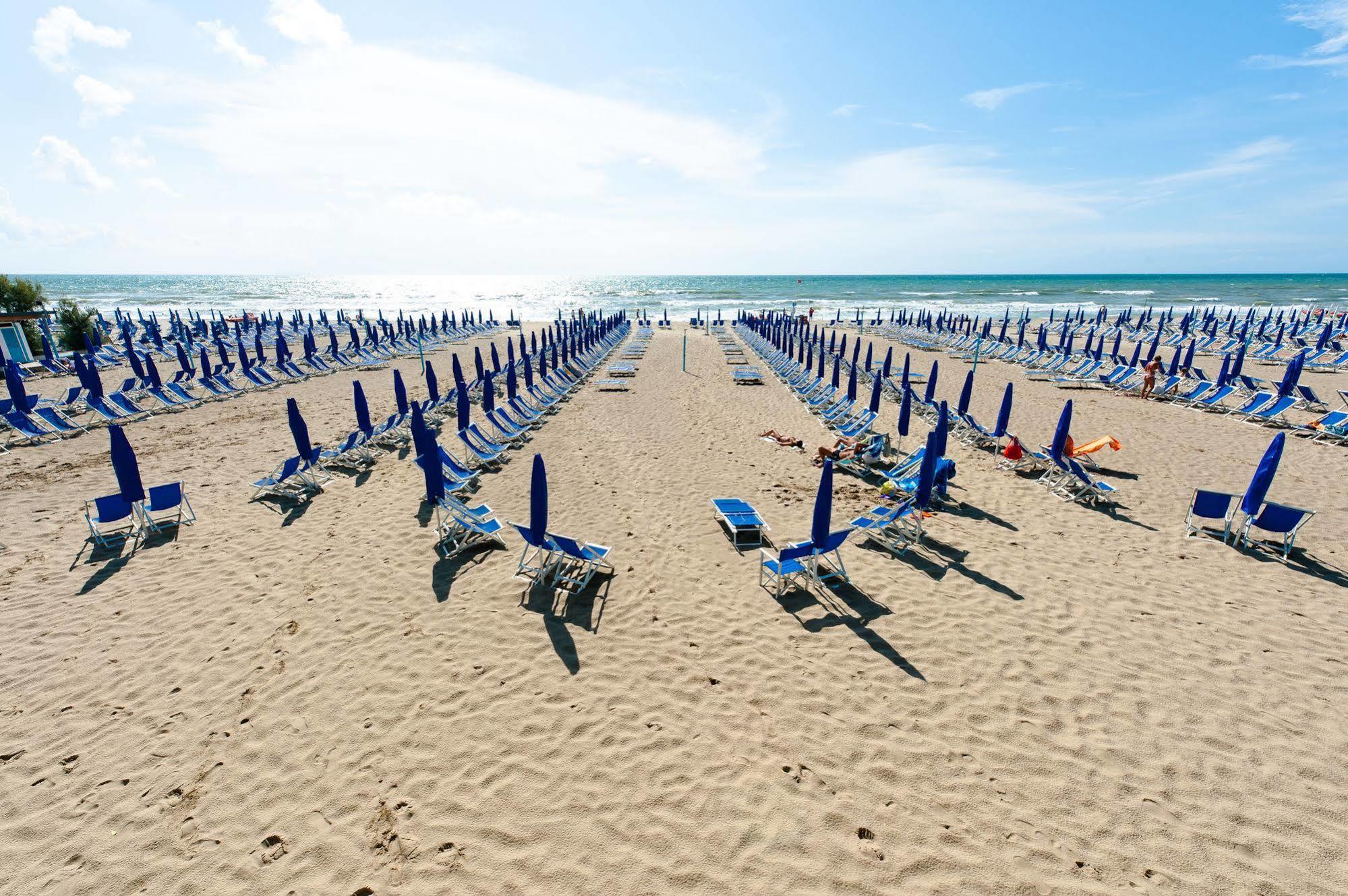 Continental Resort Tirrenia Εξωτερικό φωτογραφία