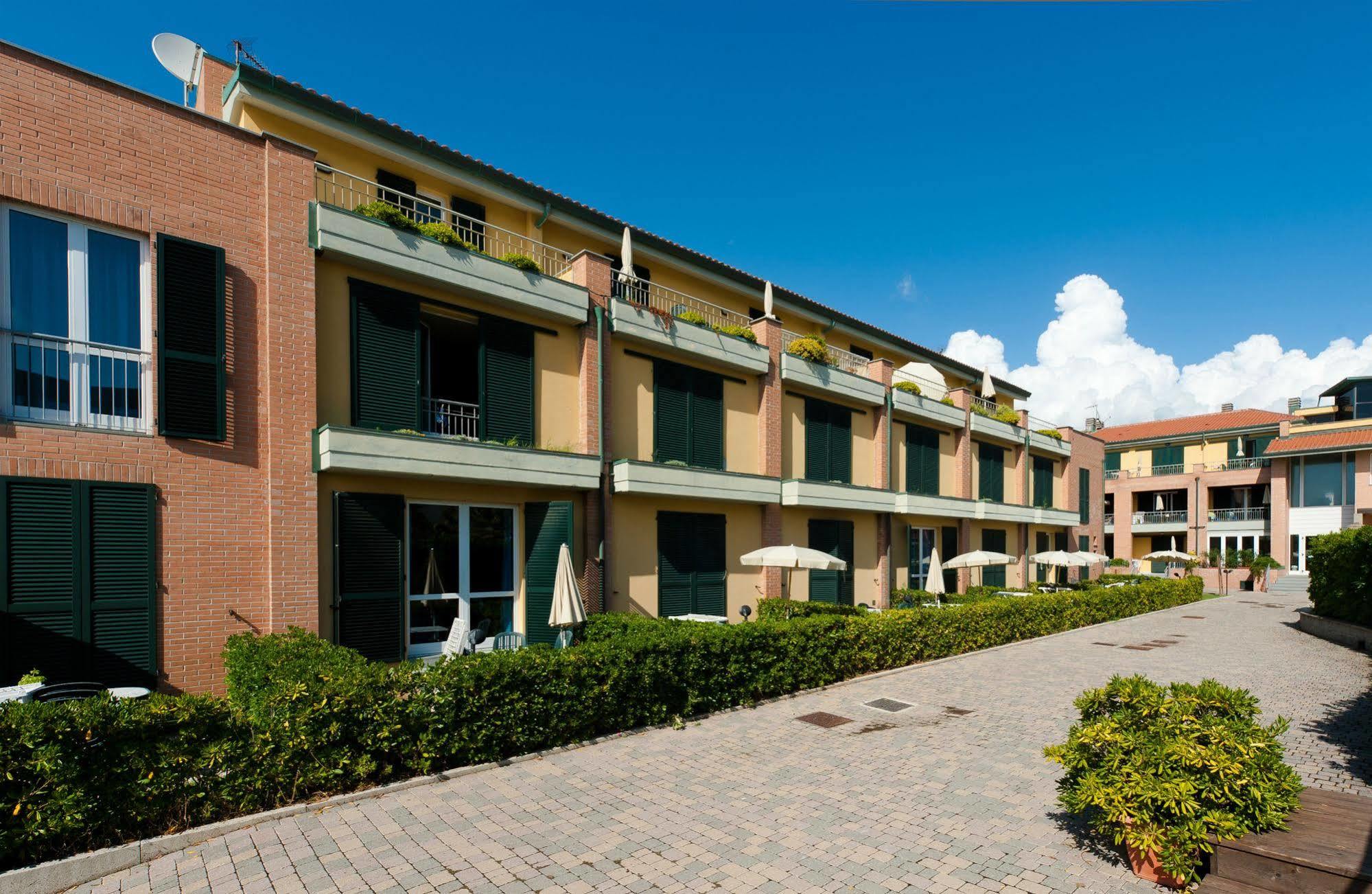 Continental Resort Tirrenia Εξωτερικό φωτογραφία