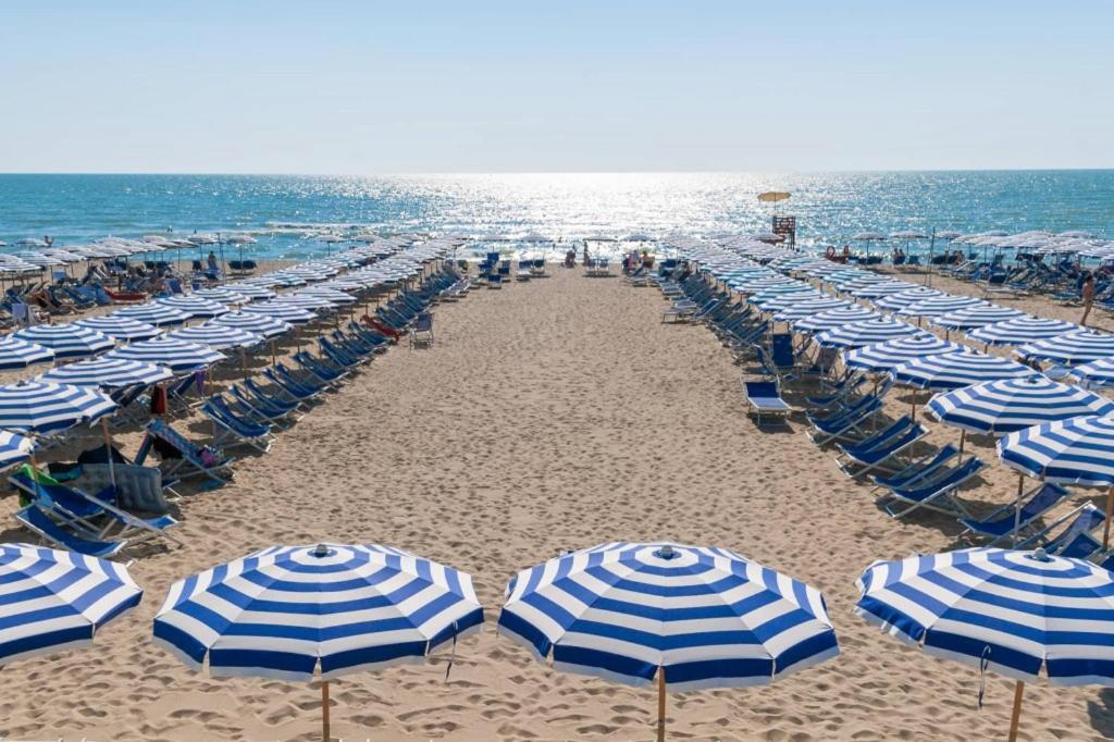 Continental Resort Tirrenia Εξωτερικό φωτογραφία